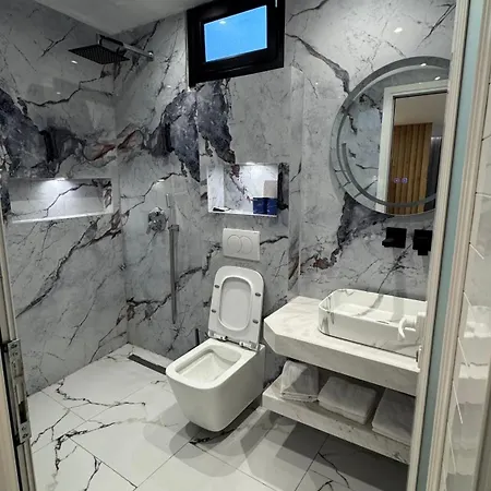 ホテル Blue Heaven Seaside ボルシュ