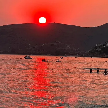 Blue Heaven Seaside فندق