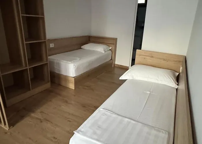 Blue Heaven Seaside Hotel *